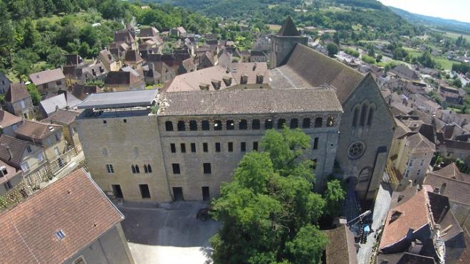 Abbaye Saint-Cyrien - crédit photo : Mr.Noivill